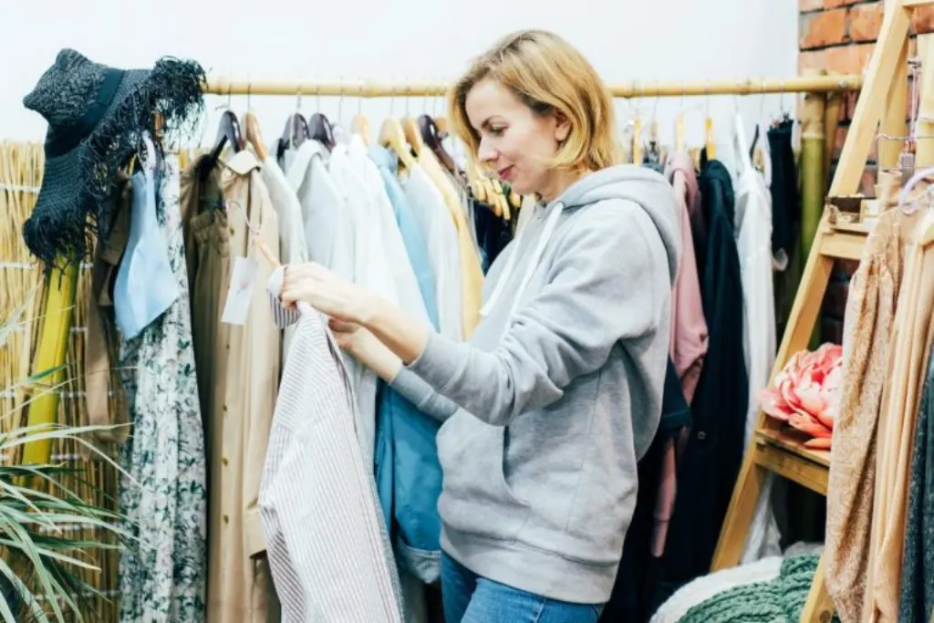 Take advantage of an Incredible Offer: Shopify at Only €1 Per Month for 3 Months!