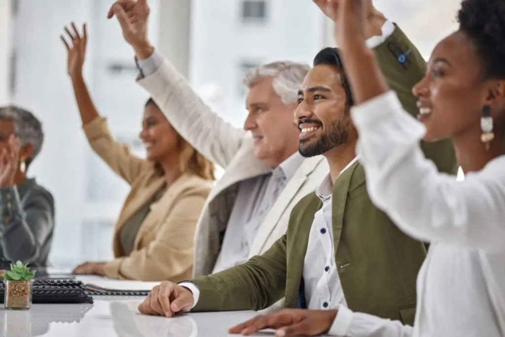 Pitney Bowes has just closed its e-commerce hub: Who will really pay the price for this decision?